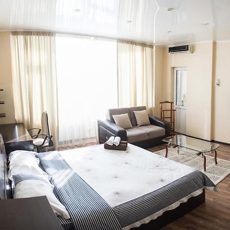 Apartment On Kunayeva 38 Sjymkent Exteriör bild